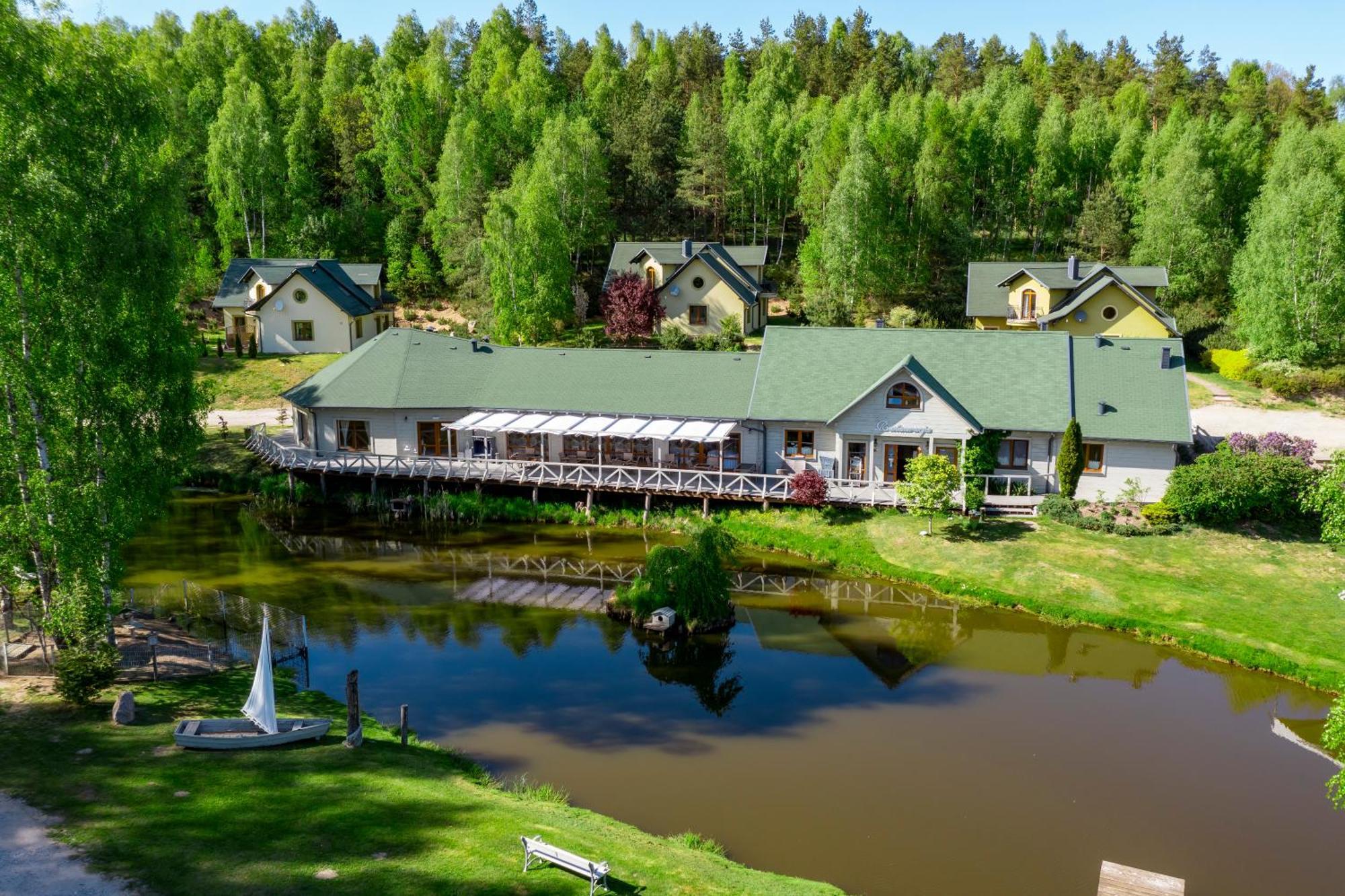 Zielone Wzgorza Villa Bytow  Exterior photo